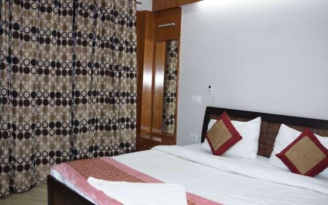 Maxfort Hospital Apartment