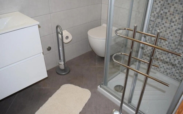 Ljilja - 10m From the sea With Parking - A4