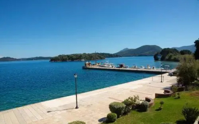 Thalassa Apartments