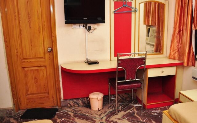 Hotel Aastha