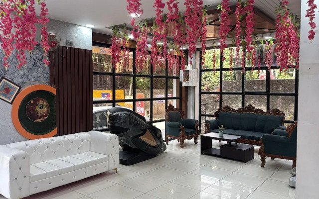 Hotel Bless Inn