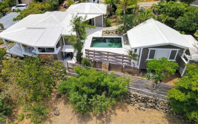 Villa Cazou, sea view, private pool, Wifi 100Mbps