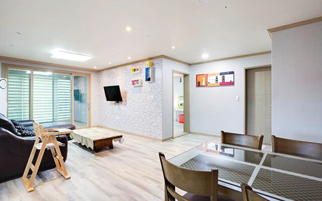 Chinchin house