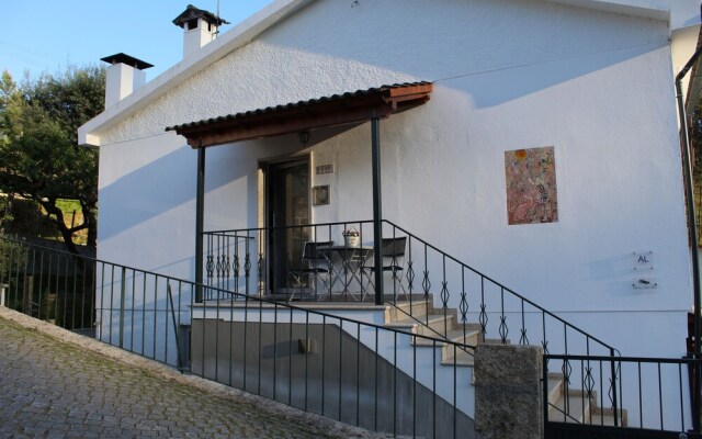 Casa da Ponte Velha