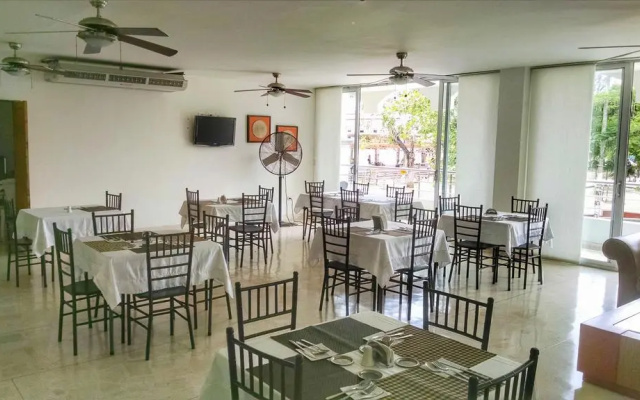 Del Parque Hotel