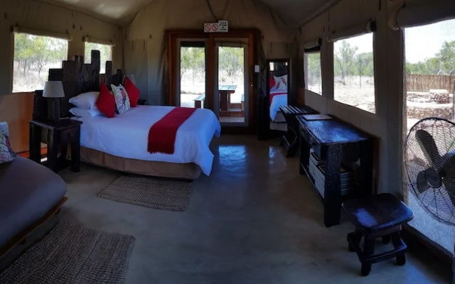 OuKlip Game Lodge