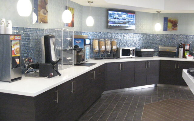 Best Western Plus Cambridge Hotel