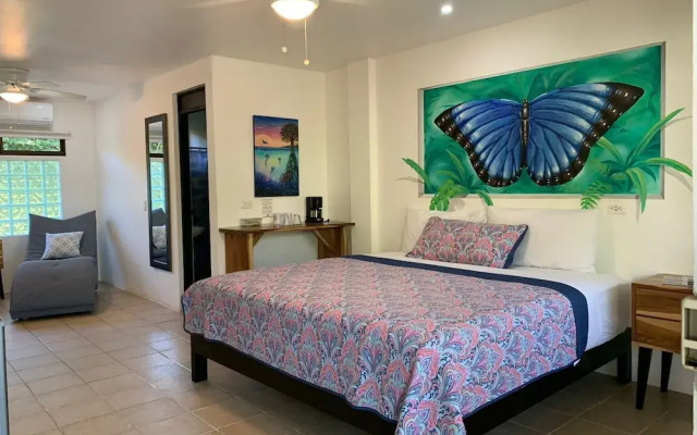 La Sirena Playa Jaco Hotel