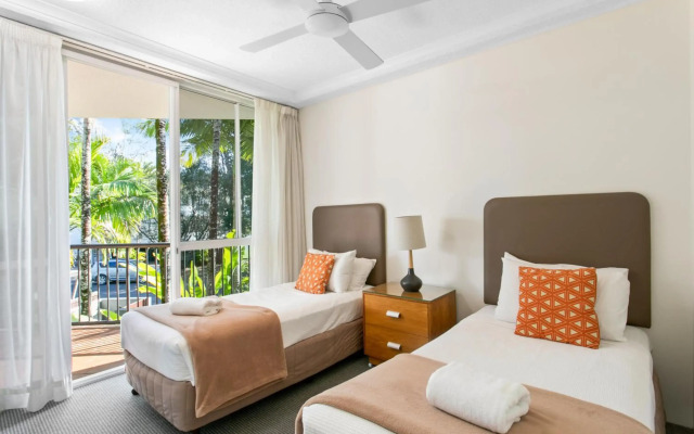 Noosa Tropicana