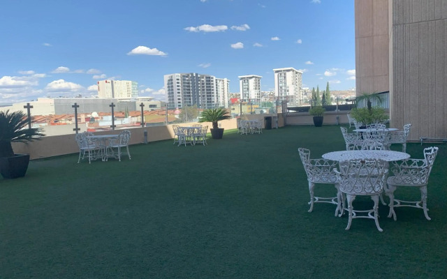Hotel Mirage