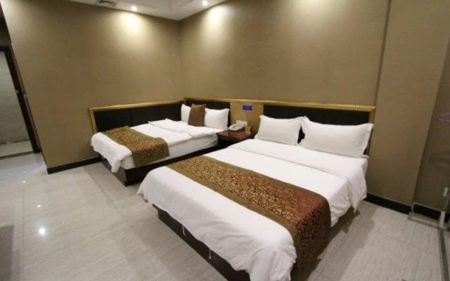 Fulin Business Hotel