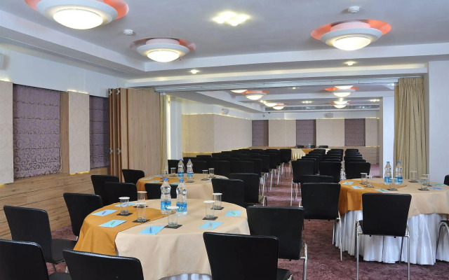 Hotel Niharika