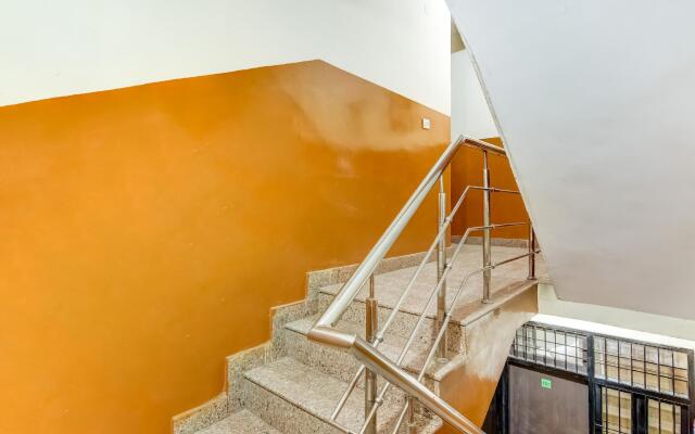 OYO 77522 Raj Palace