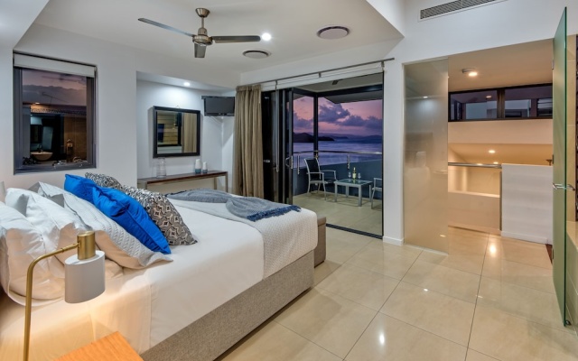 Villa 16 The Edge Oceanfront Deluxe 3 Bedroom Near Marina With Golf Buggy – Guest Rooms – Hamilton Island