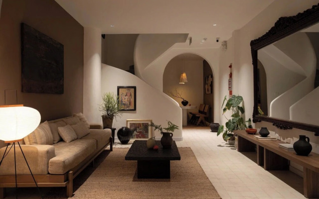 A Stay In Hanoi