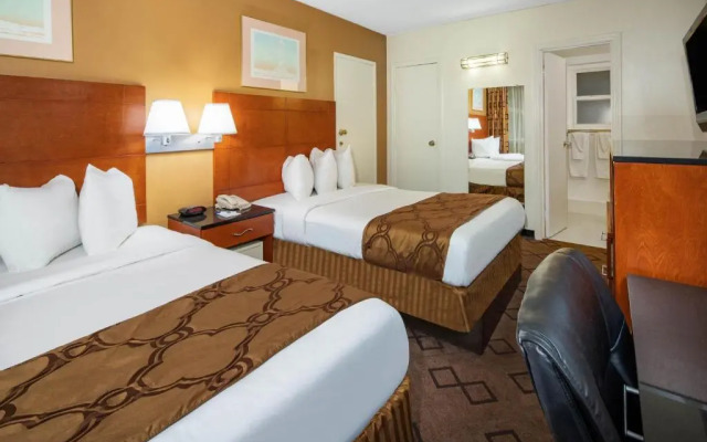Travelodge Burbank-Glendale