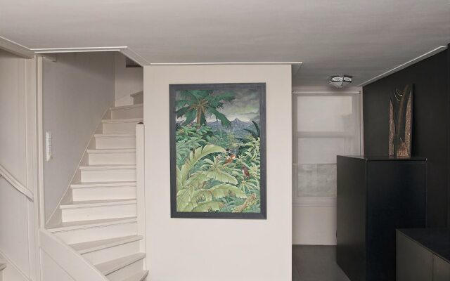 Luxury Keizersgracht Group House