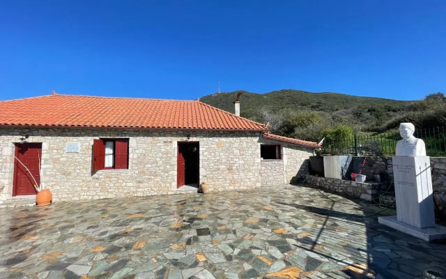 Nikitas chalet
