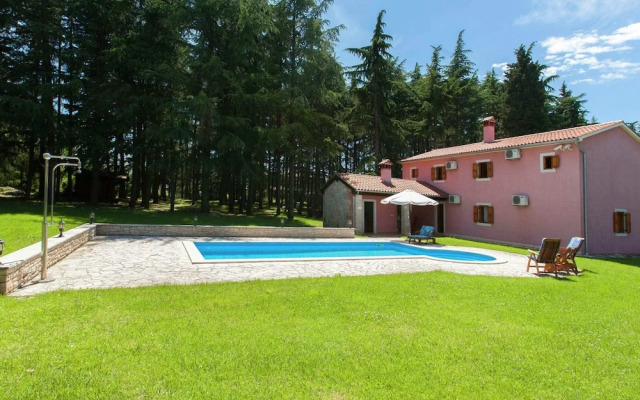 Rural Villa With Swimming Pool