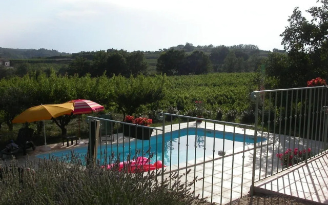 Beautiful Provencal Farmhouse With Private Pool
