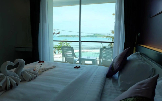 Phuket Seaview Resotel