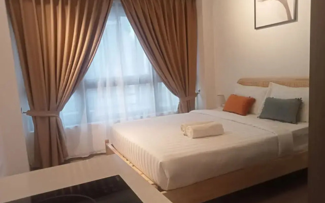 AGILE Infinity Suites TRX By AR