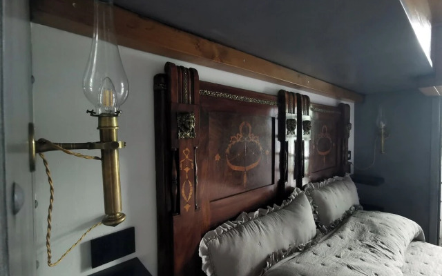 The Kraken Inn