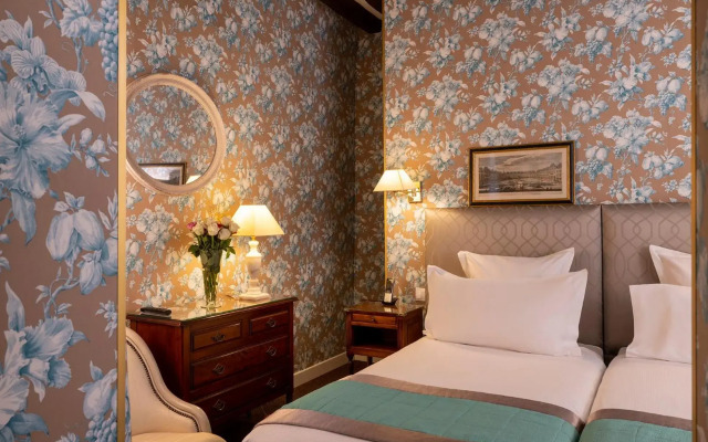 Relais Hotel Du Vieux Paris