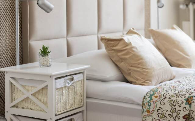 Apartment Mochnackiego Warsaw by Renters