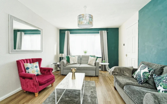 Canterbury Charm, Spacious 4 Bed House