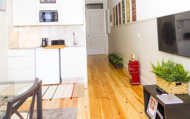 Liiiving in Porto - Bolhão Garden Apartment