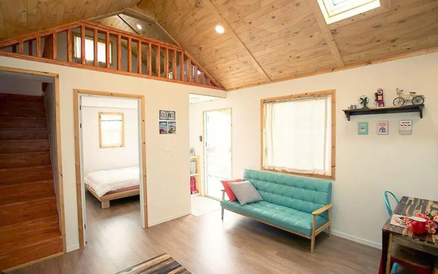 Jeju Zamong & Sarangchae Guesthouse