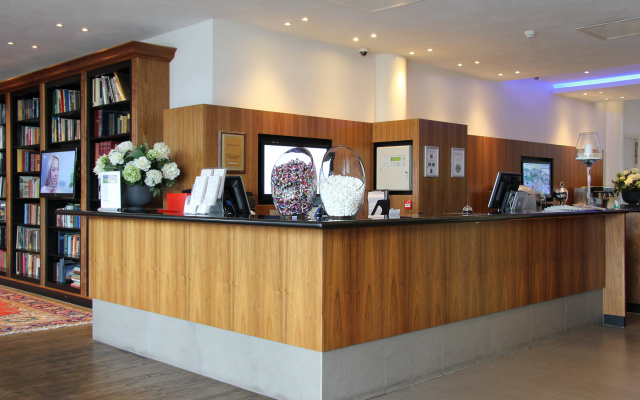 Bastion Hotel Vlaardingen - Image 2