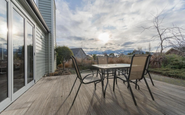 Southland Sounds - Te Anau Holiday Home