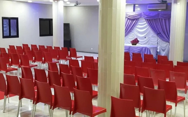 Residence Mbissine Diouf