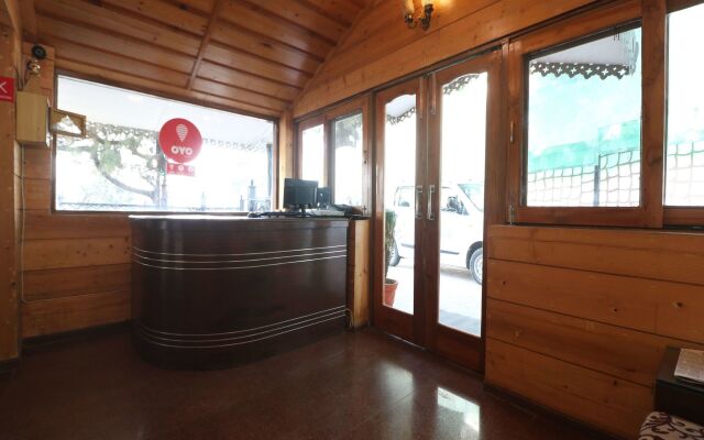 OYO 11839 Hotel Paradise Mansion