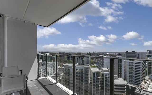 QV Chic Apartment with Amazing Views - 888