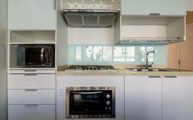 spacious penthouse duplex arpoador