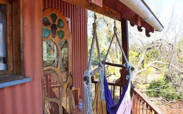 Sycamore Avenue Treehouses