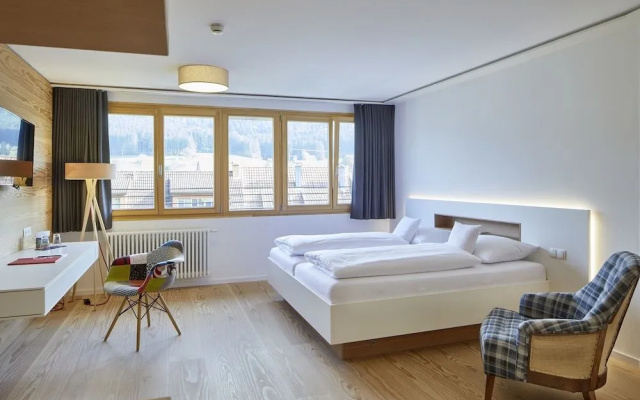 ElzLand Hotel 9 Linden BUSINESS & FAMILIEN HOTEL