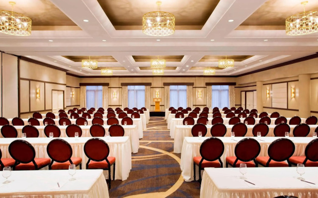 Sheraton LaGuardia East Hotel