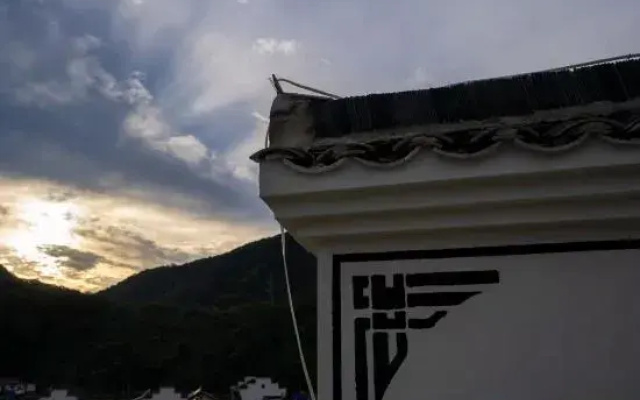 Qinglong Lakeside (chujiatan store, sichuan-tibet line, southern Anhui, Ningguo)