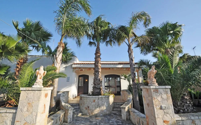 Villa Magnolia 2 - 8 Posti a Pochi Metri dal Mare