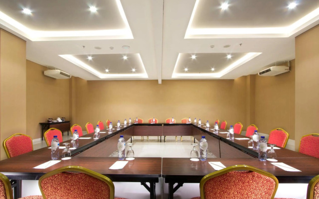 Whiz Prime Hotel Kelapa Gading