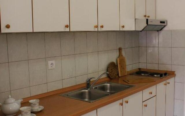 Apartments Pino