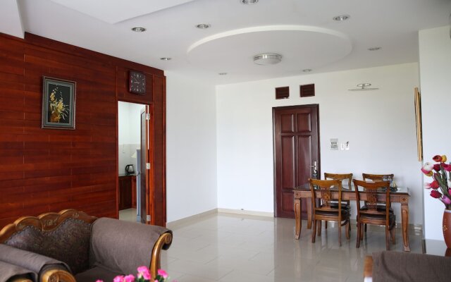 Pearl Service Apartment