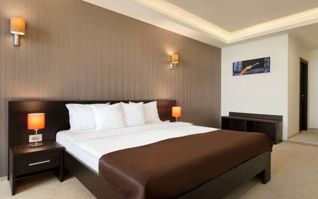 Ramada by Wyndham Constanta