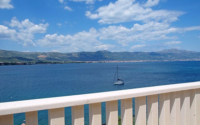 Apartment Mornar Trogir/Arbanija 12693