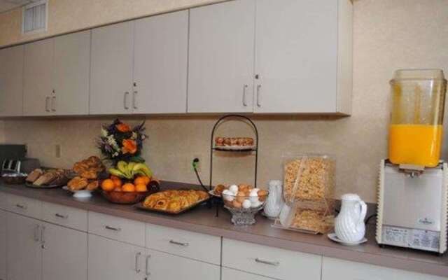 Rodeway Inn Willington North