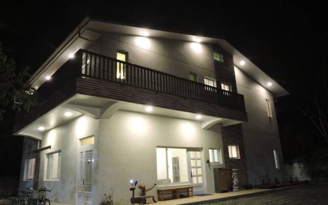 Deer House B&B